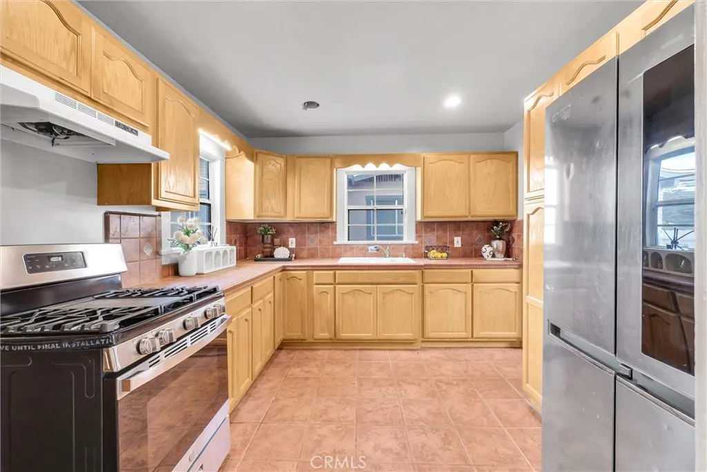 7924 Bright Avenue, Whittier, California 90602 home-pic-10